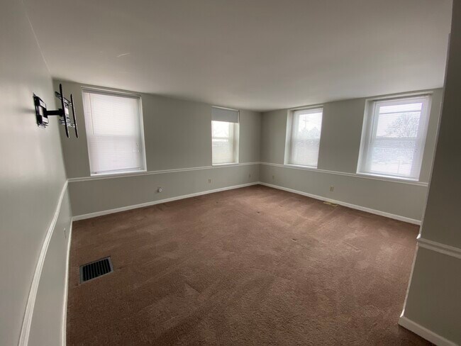 Bedroom 1 - 173 Mason Rd