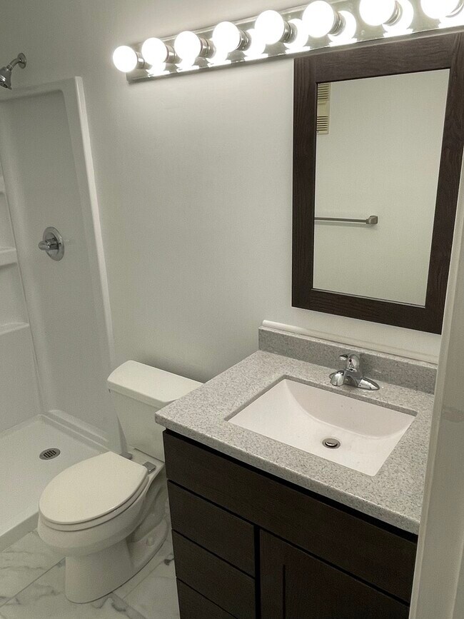 Foto del edificio - 2705 W Willowlake Dr