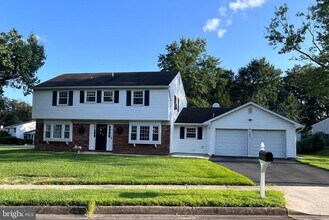 Building Photo - 8801 Strause Ct