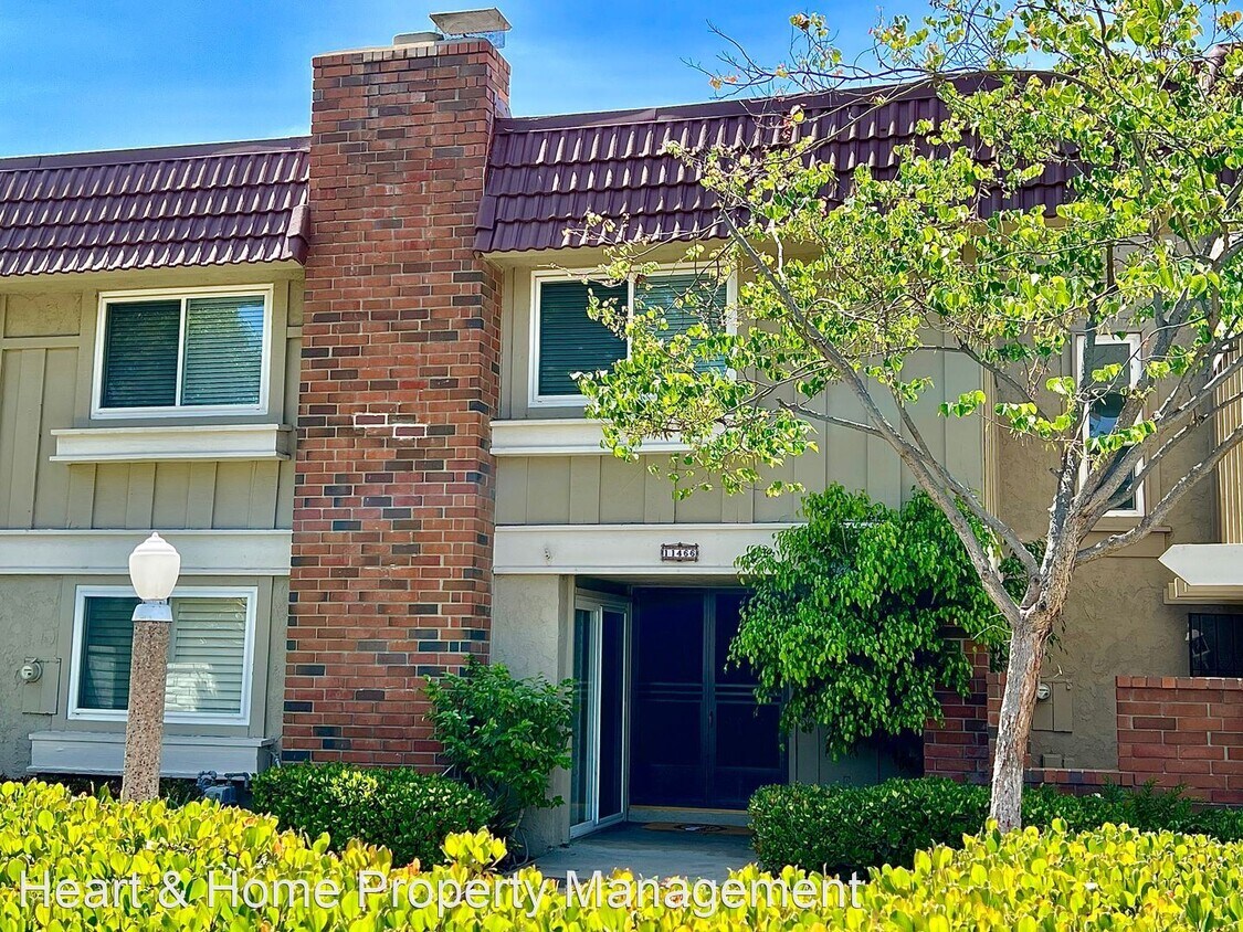 3 br, 2.5 bath House 11466 Shippigan Way House Rental in Cypress