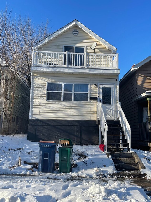 Primary Photo - AVAILABLE JUNE - Updated 2 Bed 1 Bath Home...