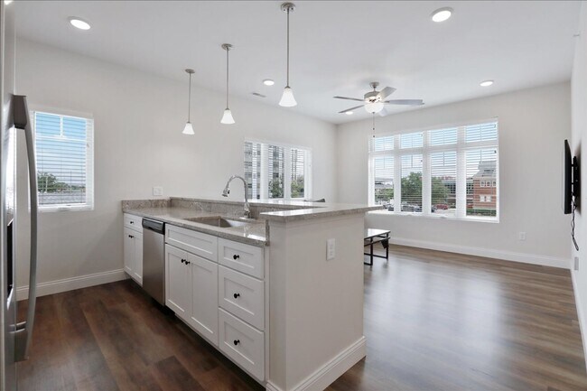 Foto del interior - 314 S State St