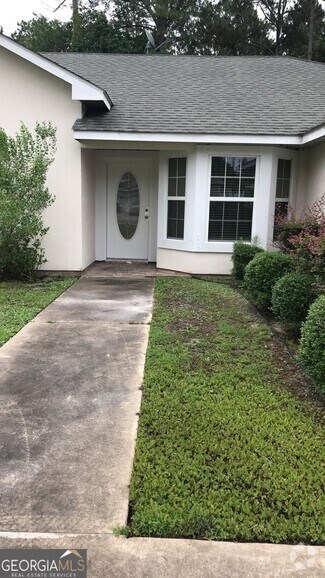 Building Photo - 108 Magnolia Ct