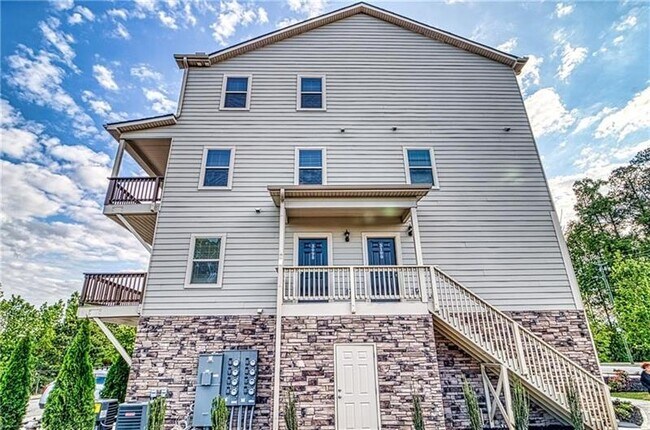 Building Photo - 3118 Quantum Ln