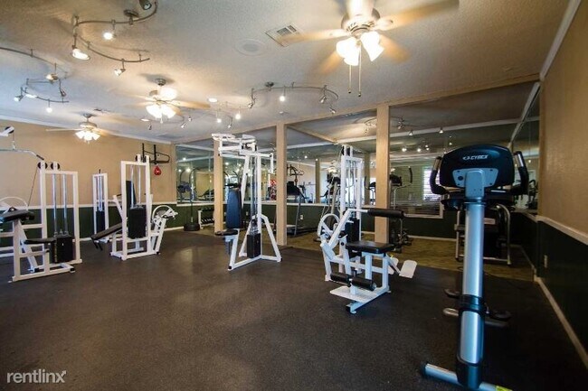 Building Photo - 8900 Randol Mill Rd