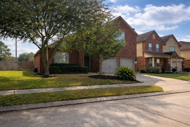 Foto del edificio - 3915 Markspring Ln