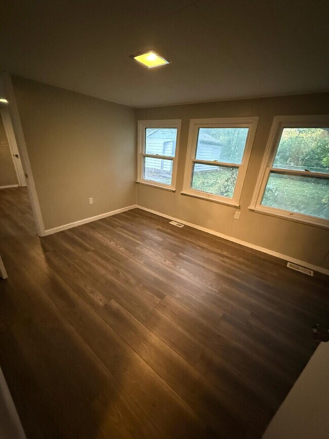 Foto del edificio - Cozy 3-Bedroom Home for Rent in Sauget, IL