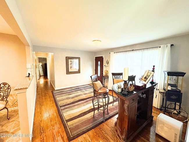 Building Photo - 524 Pennsylvania Ave