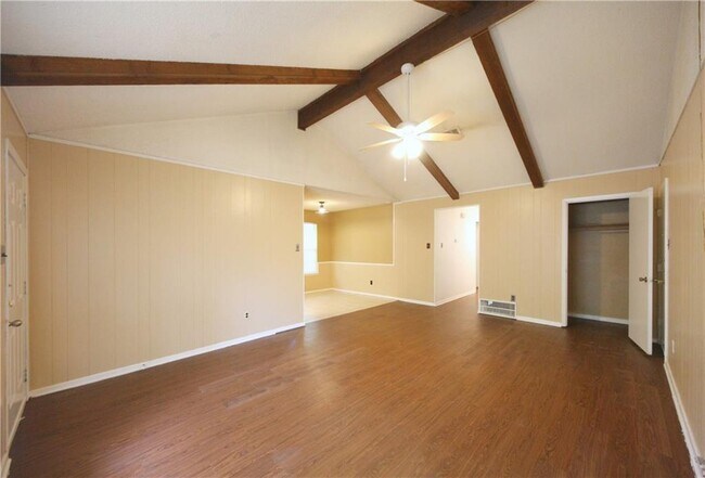 Foto del edificio - 12313 Willow Wild Dr