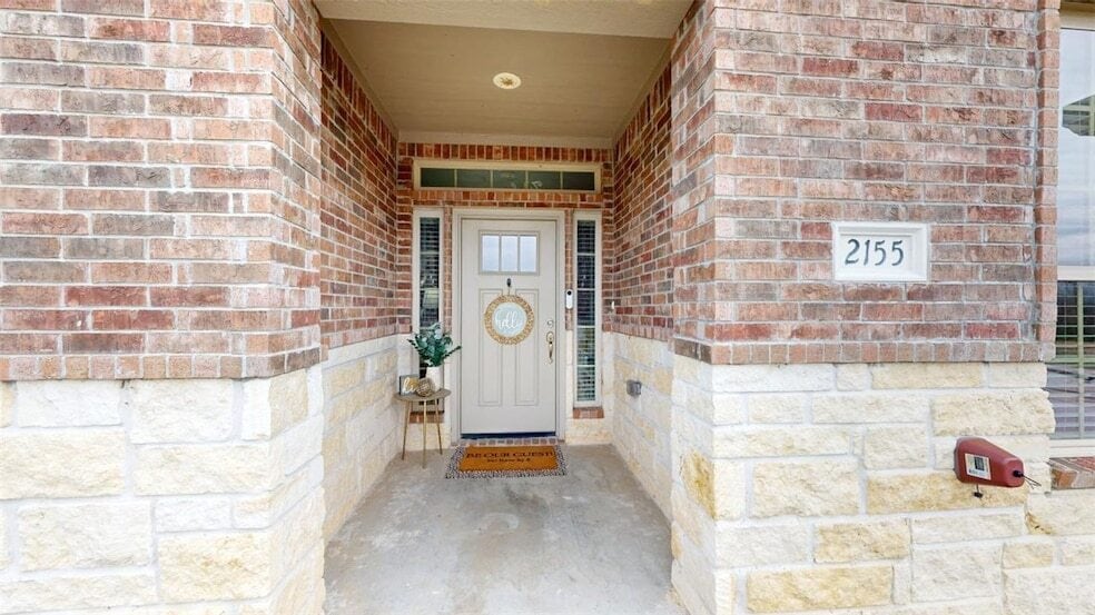 Photo - 2139 Big River St