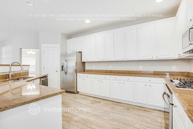 Foto del edificio - 2771 Groovers Lake Point