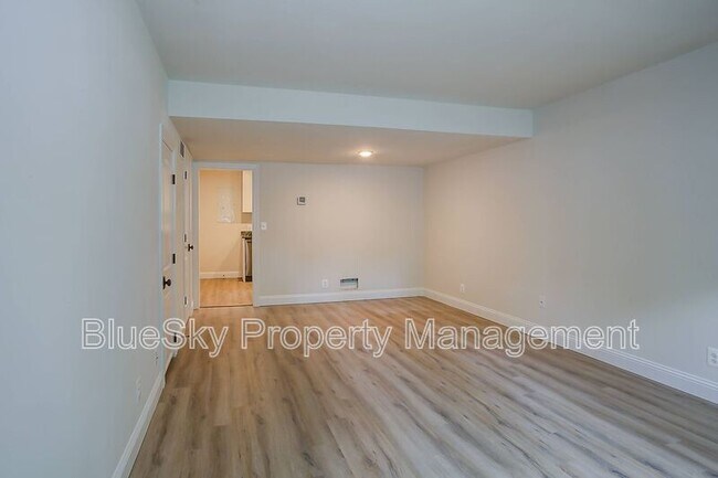Foto del edificio - 249 Stribling Ave