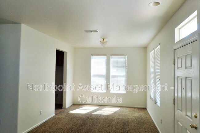 Foto del edificio - 741 Ward Way