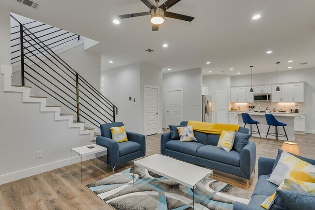 Building Photo - 4124 Tram Dr