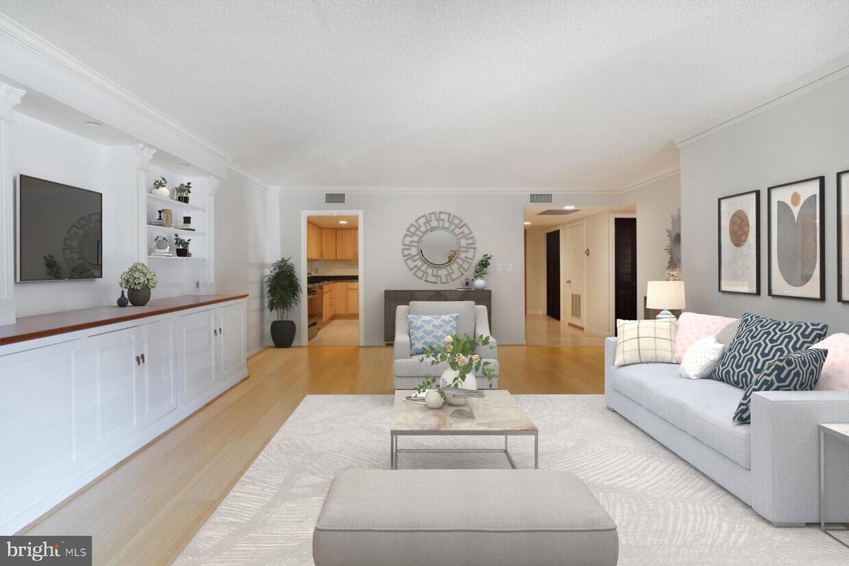 Foto principal - 1099 22nd St NW