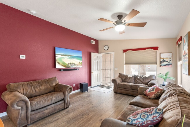 Building Photo - 4437 Territorial Loop