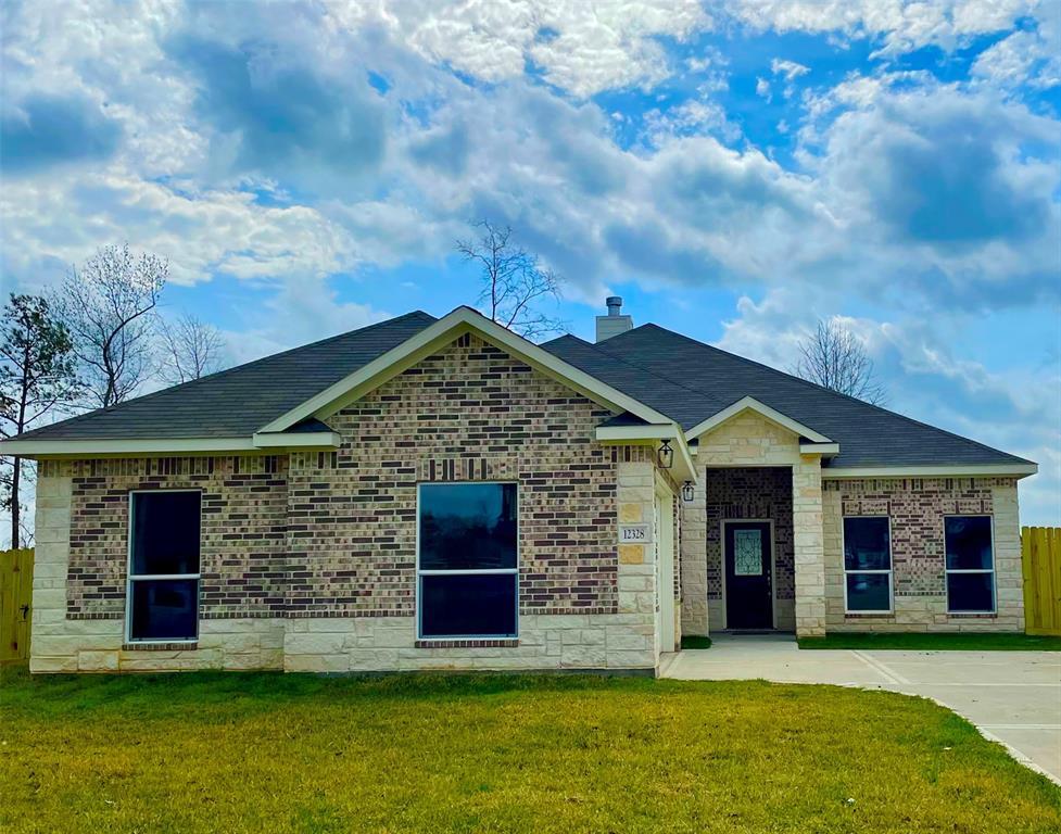 12328 N Chestnut Hls Dr, Cut and Shoot, TX 77303 House for Rent in