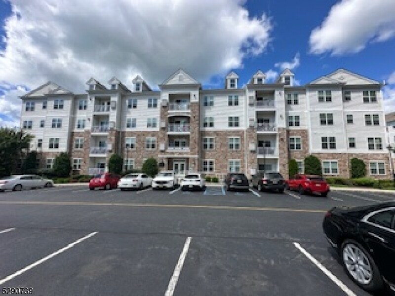 Primary Photo - 3301 Ramapo Ct