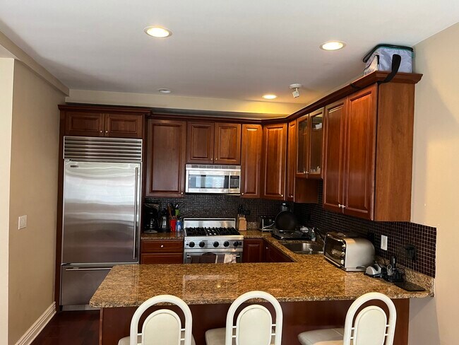 Foto del edificio - 334 N Jefferson St