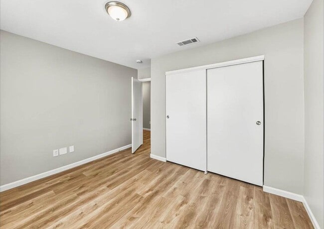 Building Photo - 5228 French Lavender St
