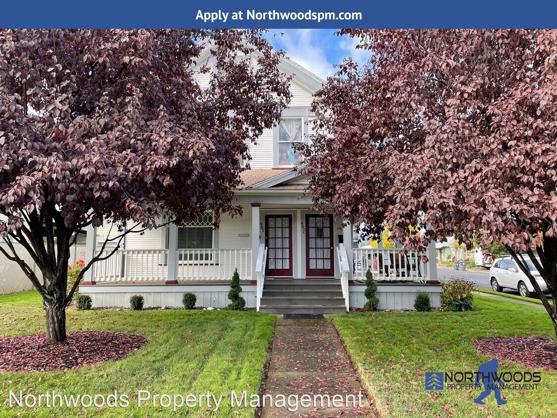 Primary Photo - 2 br, 1 bath House - 402 Newtown