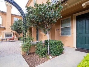 Building Photo - 77 Long Meadow