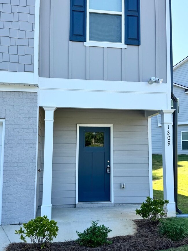 McCoy Street Townhomes! - McCoy Street Townhomes!