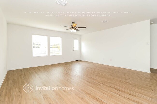 Foto del edificio - 7216 Lazy Creek Rd