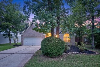 Building Photo - 26 Millport Dr