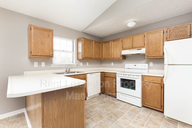 Foto del edificio - 336 Fox Harbour Dr