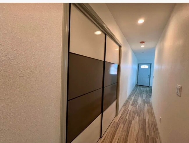 Building Photo - 92-221 Kuamu Pl