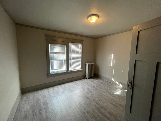 Foto del edificio - 4 Bedroom/1.5 Bathroom Single Family Home