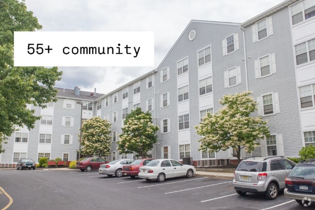 Building Photo - 2101 Reamer Dr