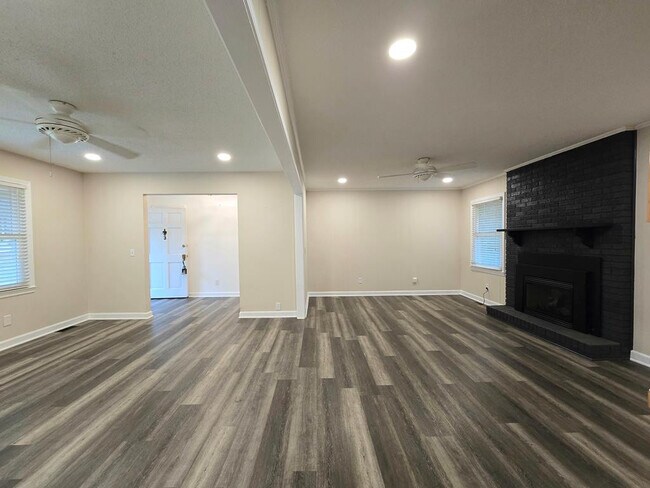 Foto del edificio - 3 Valleybrook Ct