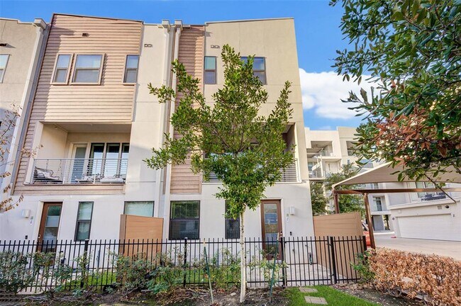Foto del edificio - 2401 Crawford St