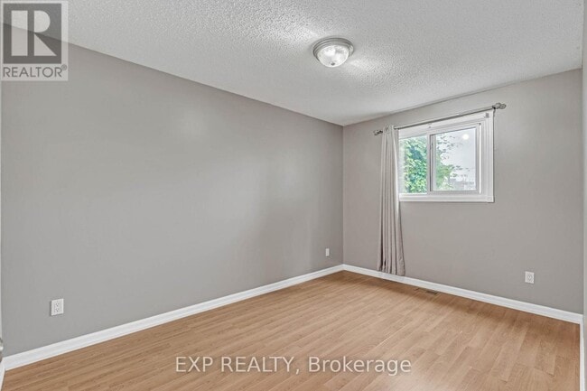 Building Photo - 244 Bradley Ave