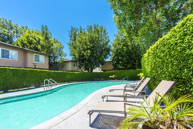 Foto del edificio - Mountain Crest Townhomes