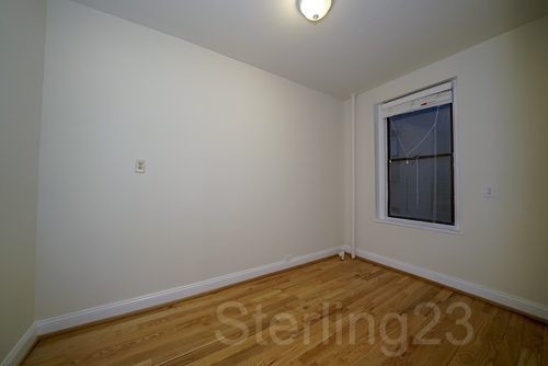 Foto del edificio - 26-39 28th St