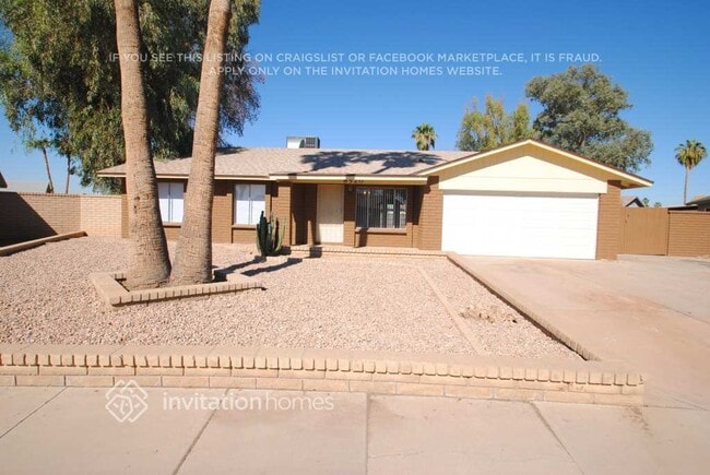 Building Photo - 8520 N 54th Dr