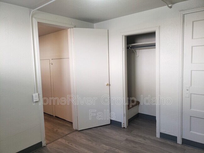 Foto del edificio - 1348 1/2 Lake Ave