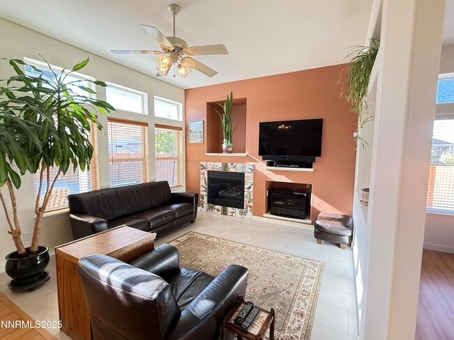 Building Photo - 7850 Tormes Ct