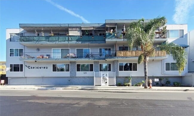 Building Photo - 120 Alamitos Ave