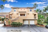 Foto principal - 771 N Pine Island Rd