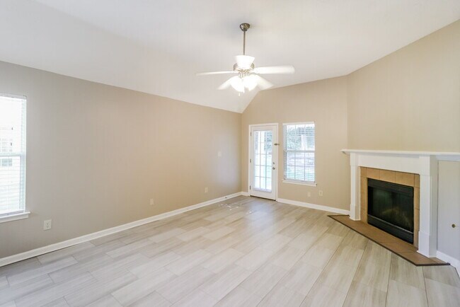 Building Photo - 7039 Maple Grove Rd