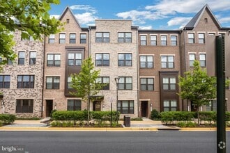 Building Photo - 20763 Heron Landing Dr