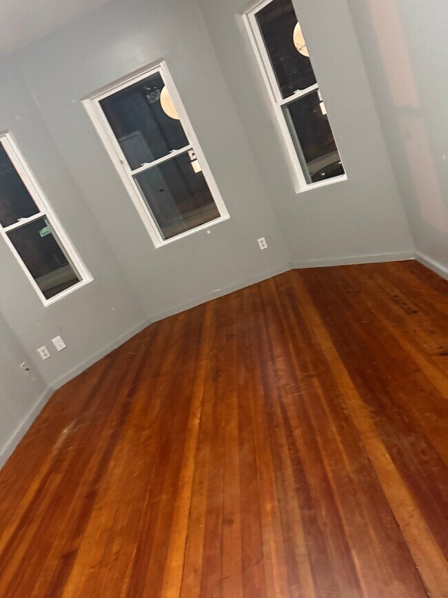 Photo - 167 Walnut St Apartment