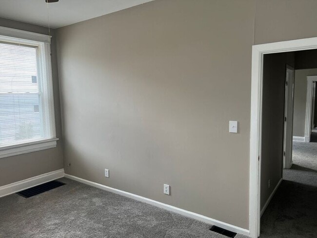 Building Photo - 3643 West Eighth Street