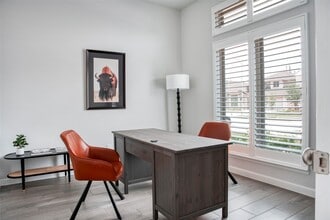 Building Photo - 30142 Gold Finch Pl