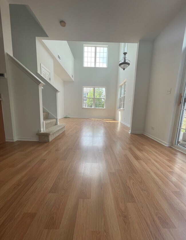 Foto del edificio - 2516 Hillsboro Blvd
