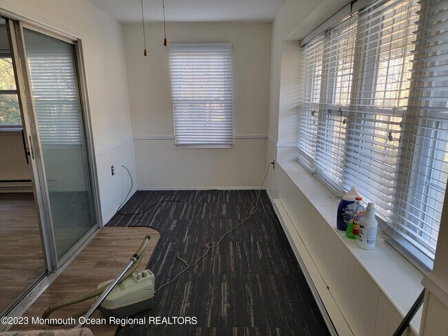 Foto del edificio - 14A Ivy Ct